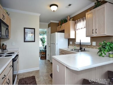 Kitchen snack counter