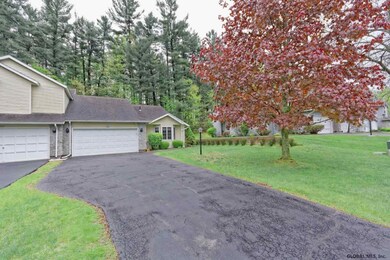 599 Highwood Cir unit END UNIT, Albany, NY 12203 - photo 3