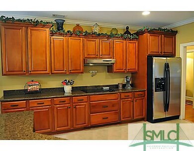 Kitchen. This is the other side of the kitchen opp