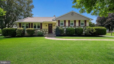 64 E Hillcrest Ave, Chalfont, PA 18914 - photo 7