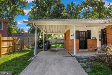 1905 Gaither St, Temple Hills, MD 20748 - photo 4