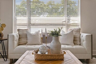 1031 16th St N, Saint Petersburg, FL 33705 - photo 7