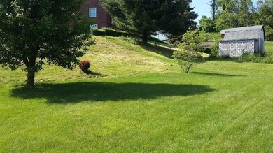 So much room for fun and gardening!