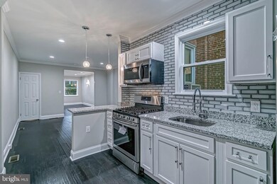 3806 Colborne Rd, Baltimore, MD 21229 - photo 5