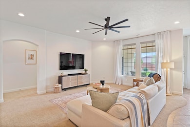 1758967908256_1758916495176dsc04814