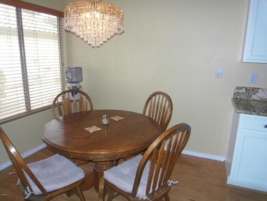 eat in kitchen