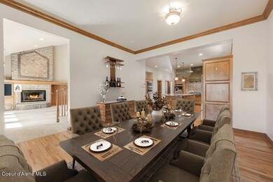 Kitchen/Dining Area (Virtually Staged)