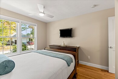 5 Spyglass Point Cir, Bedford, NH 03110 - photo 2