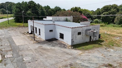 1610 N Carolina 61, Whitsett, NC 27377 - photo 2