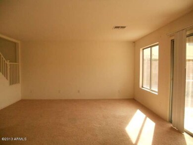 023-345005 - Living Room 3