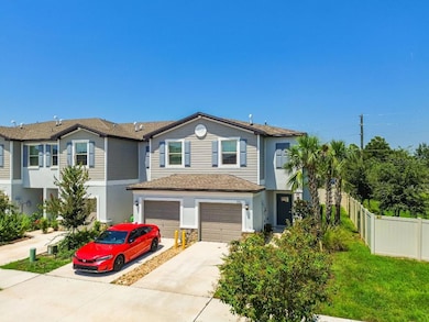 8331 Corner Pine Way, New Port Richey, FL 34655 - photo 3