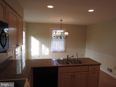 1906 Aubrey Place Ct, Vienna, VA 22182 - photo 6