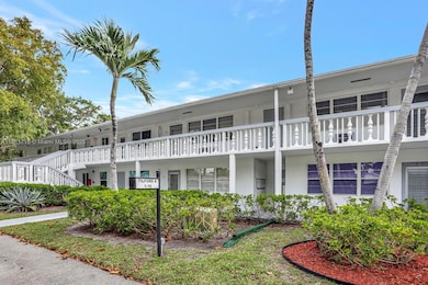 3 Tilford A unit 3, Deerfield Beach, FL 33442 - photo 2