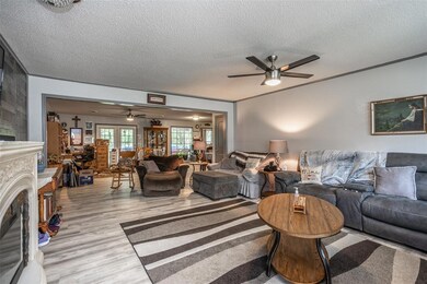 202 Fairfield St, Gainesville, TX 76240 - photo 4