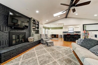 5713 NW 65th St, Warr Acres, OK 73132 - photo 3