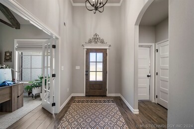 506 Castle Pines Cir, Claremore, OK 74019 - photo 4