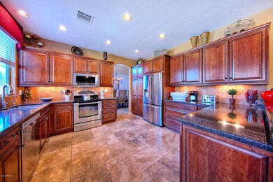 1302WWinchesterWay009