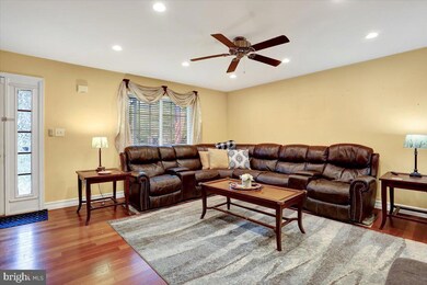 4555 Del Mar Dr, Reading, PA 19606 - photo 5