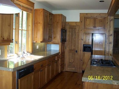 unlisted-address, Bend, OR 97707 - photo 6