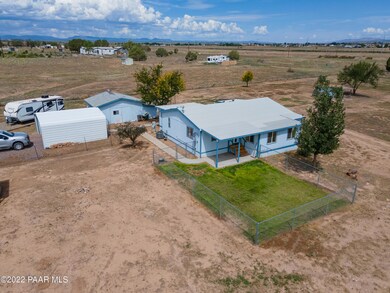 2050 W Curtis Ranch Rd, Paulden, AZ 86334 - photo 3