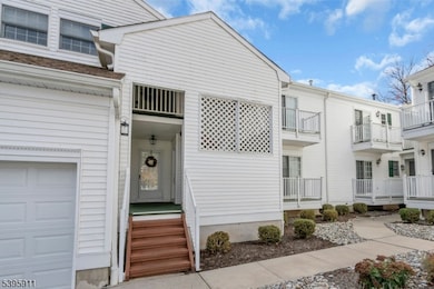 21 Alexandria Way, Basking Ridge, NJ 07920 - photo 2