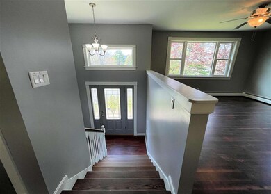 209 Waterman Cir, Saint Johnsbury, VT 05819 - photo 3