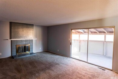 140 Sells St, Sparks, NV 89431 - photo 3