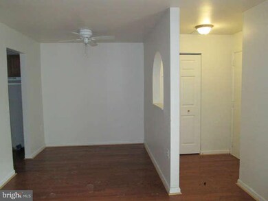 8626 Village Way unit 5, Alexandria, VA 22309 - photo 6