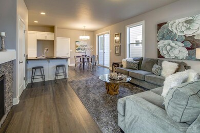 20888 SE Sotra Loop, Bend, OR 97702 - photo 4