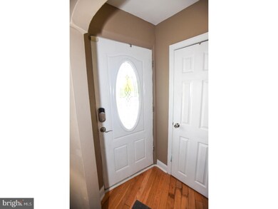 4232 Sheffield St, Philadelphia, PA 19136 - photo 3