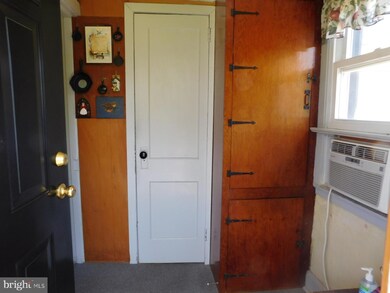 56 Unionville Rd, Douglassville, PA 19518 - photo 7