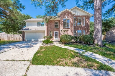 8918 Inwood Dr N, Houston, TX 77088 - photo 2