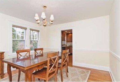 70 Moffat Rd, Waban, MA 02468 - photo 4