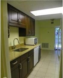 2255 Castle Rock Square unit 2B, Reston, VA 20191 - photo 2