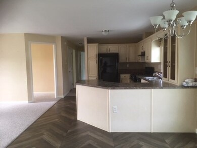 13 Carol Cir, Westfield, MA 01085 - photo 4