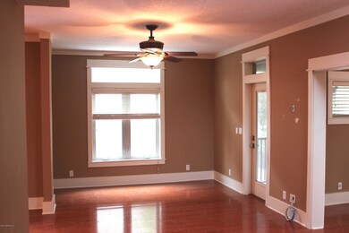 Living Room Pic 2