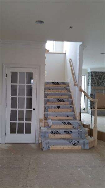 208 Barberry Ln, Pittsburgh, PA 15241 - photo 4