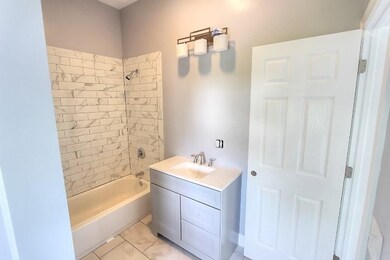 39 Benefit St unit 1R, Pawtucket, RI 02861 - photo 2