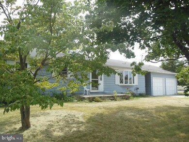 501 Lumber St, Littlestown, PA 17340 - photo 3