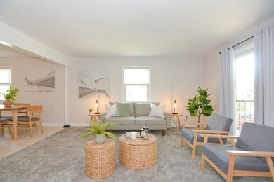 305 Mendon St unit 2, Uxbridge, MA 01569 - photo 4