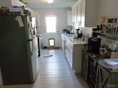 135 Rosewood Dr, Keyport, NJ 07735 - photo 4