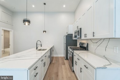 1243 N 26th St unit 2, Philadelphia, PA 19121 - photo 5