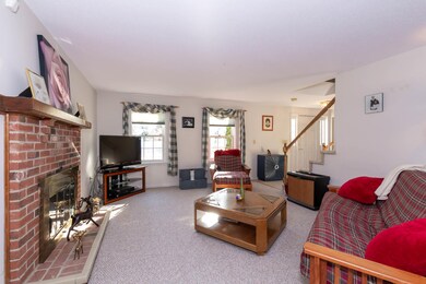 16 Cameron Dr, Nashua, NH 03062 - photo 6