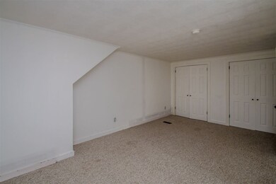 10 Weetamoe Rd, Center Ossipee, NH 03814 - photo 2