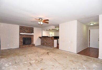 21511 E 33rd St S, Broken Arrow, OK 74014 - photo 2