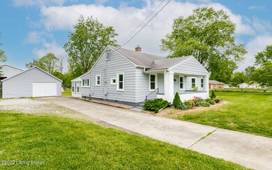 5602 E Manslick Rd, Louisville, KY 40219 - photo 2