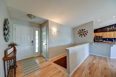 3625 Big Horn Rd SW, Cedar Rapids, IA 52404 - photo 2