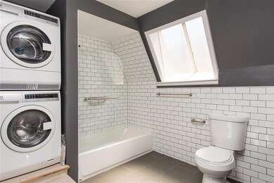 111 Shippen St unit 3, Weehawken, NJ 07086 - photo 6