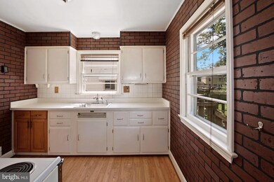 107 Meem Ave, Gaithersburg, MD 20877 - photo 5