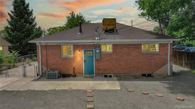 7020 Avrum Dr, Denver, CO 80221 - photo 2